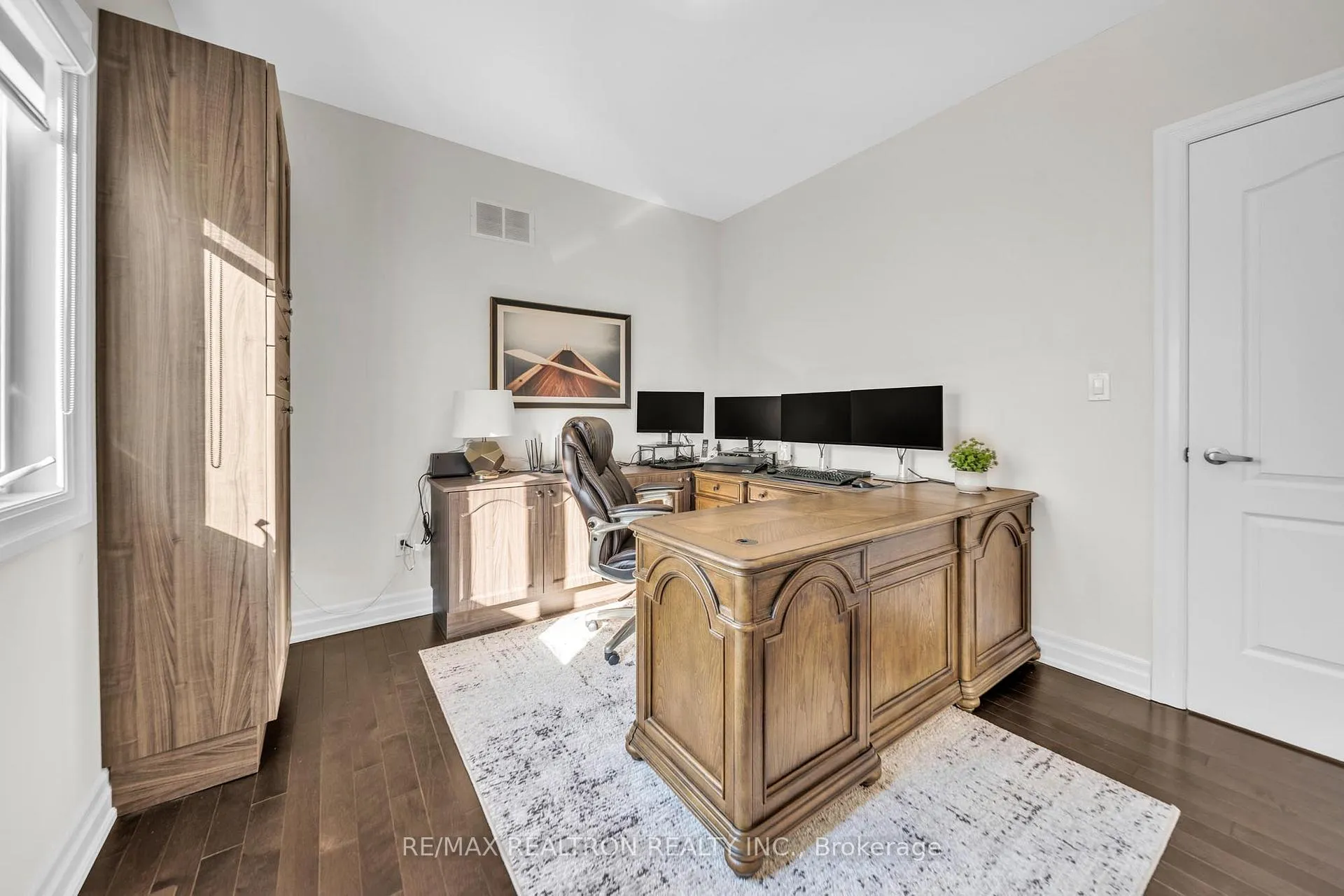 Photo 42 of 11 Botelho Circle, Aurora, Bayview Southeast — HOMEH