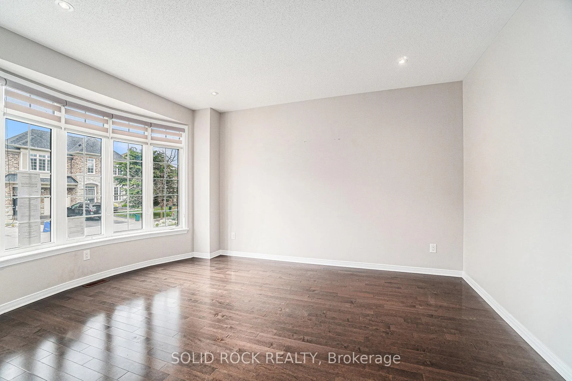 Photo 7 of 173 Culloden Crescent, Ottawa, Barrhaven - Stonebridge — HOMEH