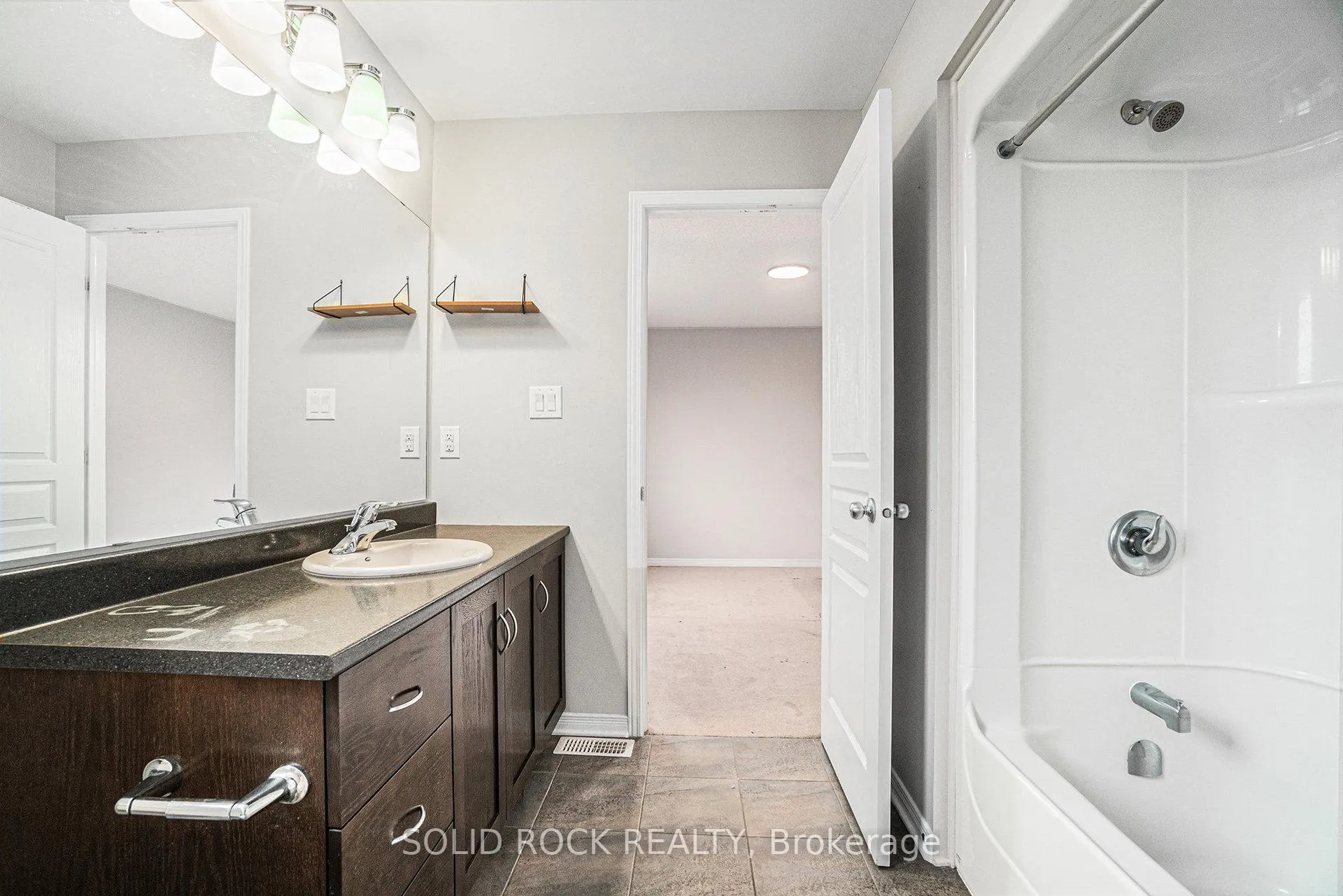 Photo 21 of 173 Culloden Crescent, Ottawa, Barrhaven - Stonebridge — HOMEH