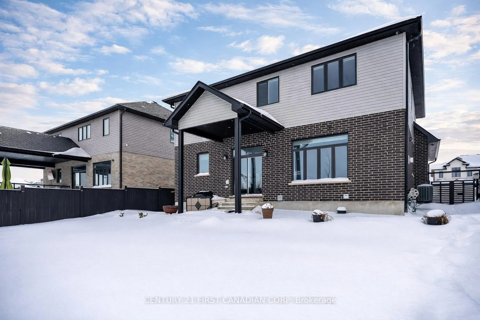 Photo 36 of 108 Watts Drive, Lucan Biddulph, Lucan — HOMEH