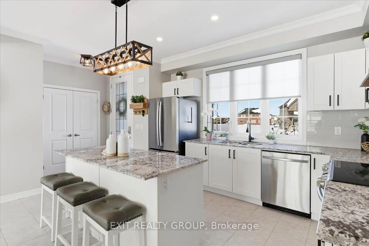 Photo 12 of 79 Summer Breeze Drive, Quinte West, Murray Ward — HOMEH