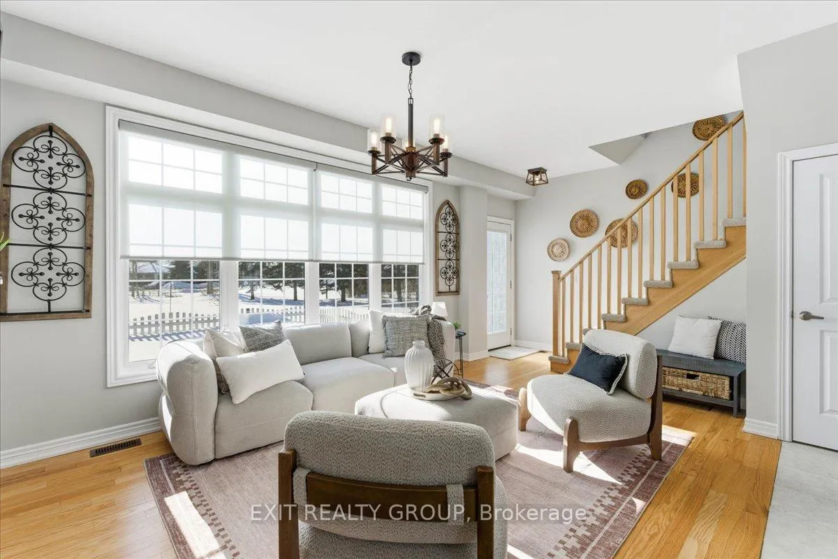 Photo 16 of 79 Summer Breeze Drive, Quinte West, Murray Ward — HOMEH