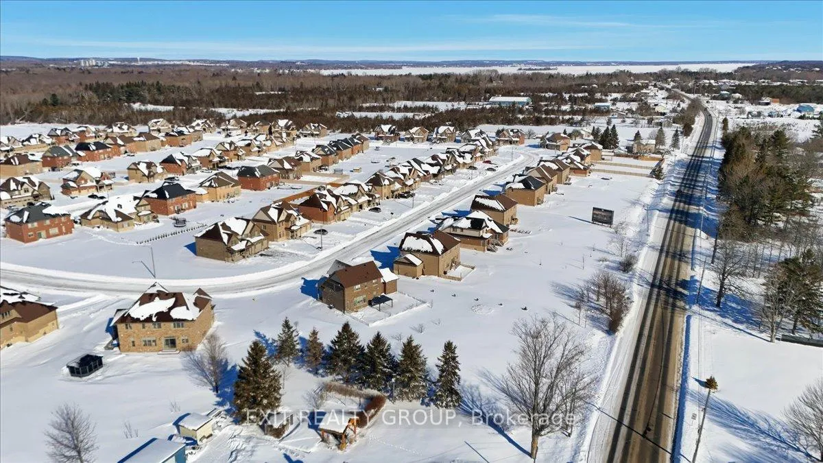 Photo 42 of 79 Summer Breeze Drive, Quinte West, Murray Ward — HOMEH