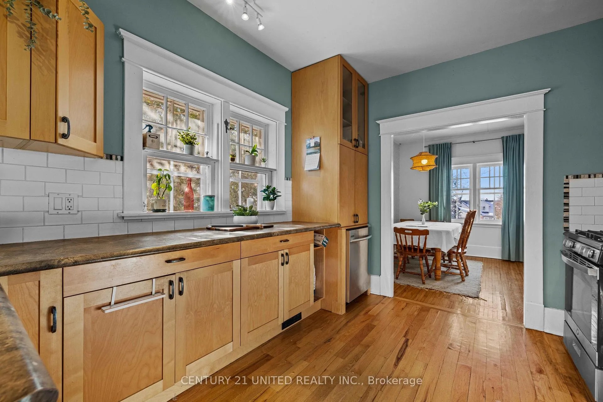 Photo 3 of 614 River Road S, Peterborough, Ashburnham Ward 4 — HOMEH