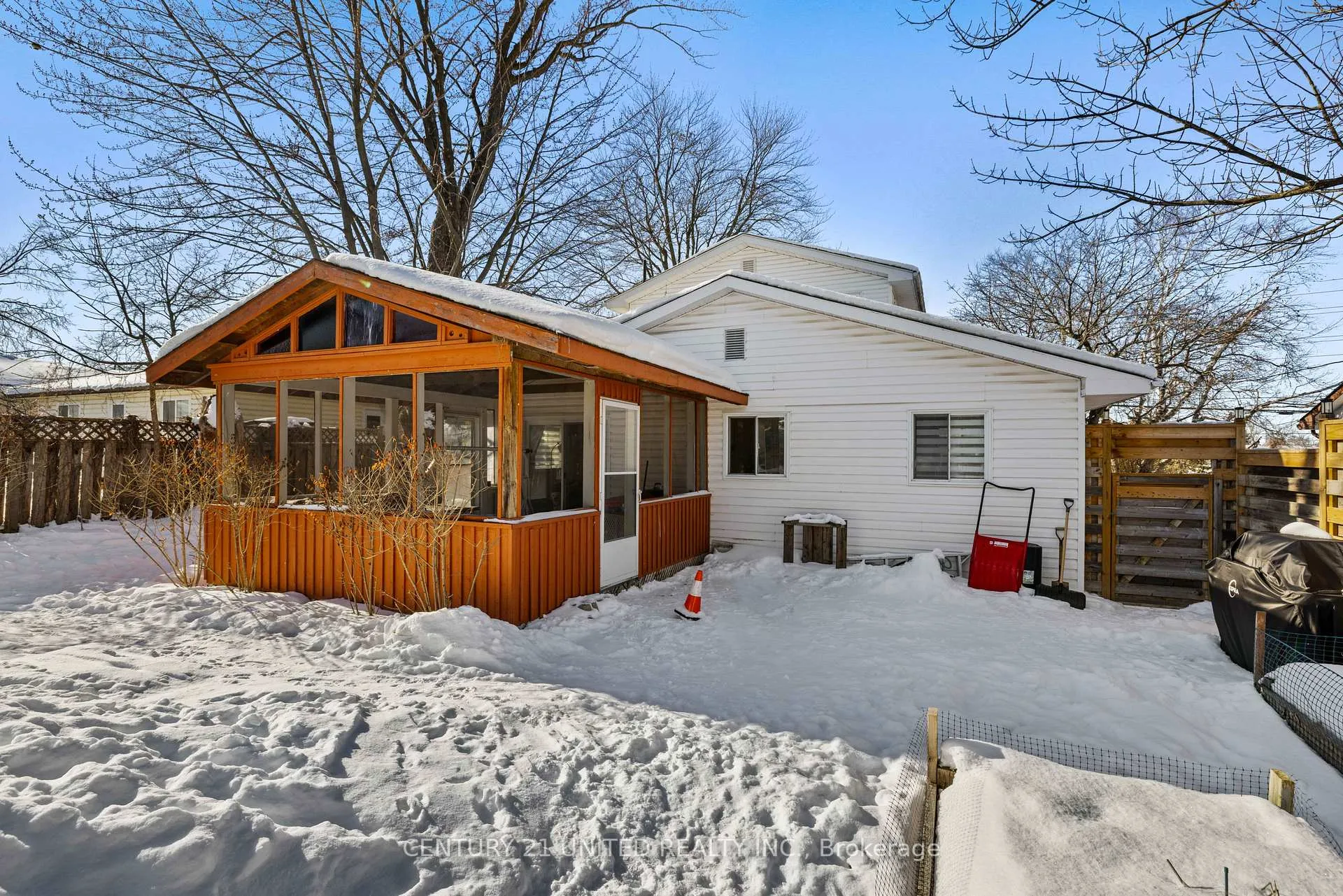 Photo 28 of 614 River Road S, Peterborough, Ashburnham Ward 4 — HOMEH