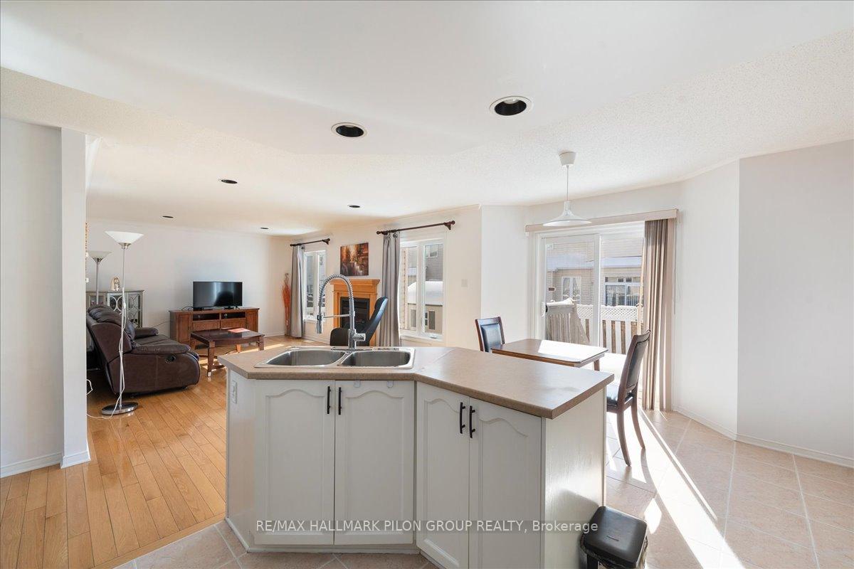 Photo 8 of 3346 Mccarthy Road, Ottawa, Hunt Club — HOMEH