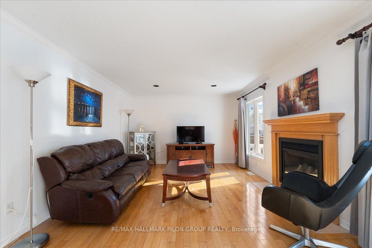 Photo 11 of 3346 Mccarthy Road, Ottawa, Hunt Club — HOMEH