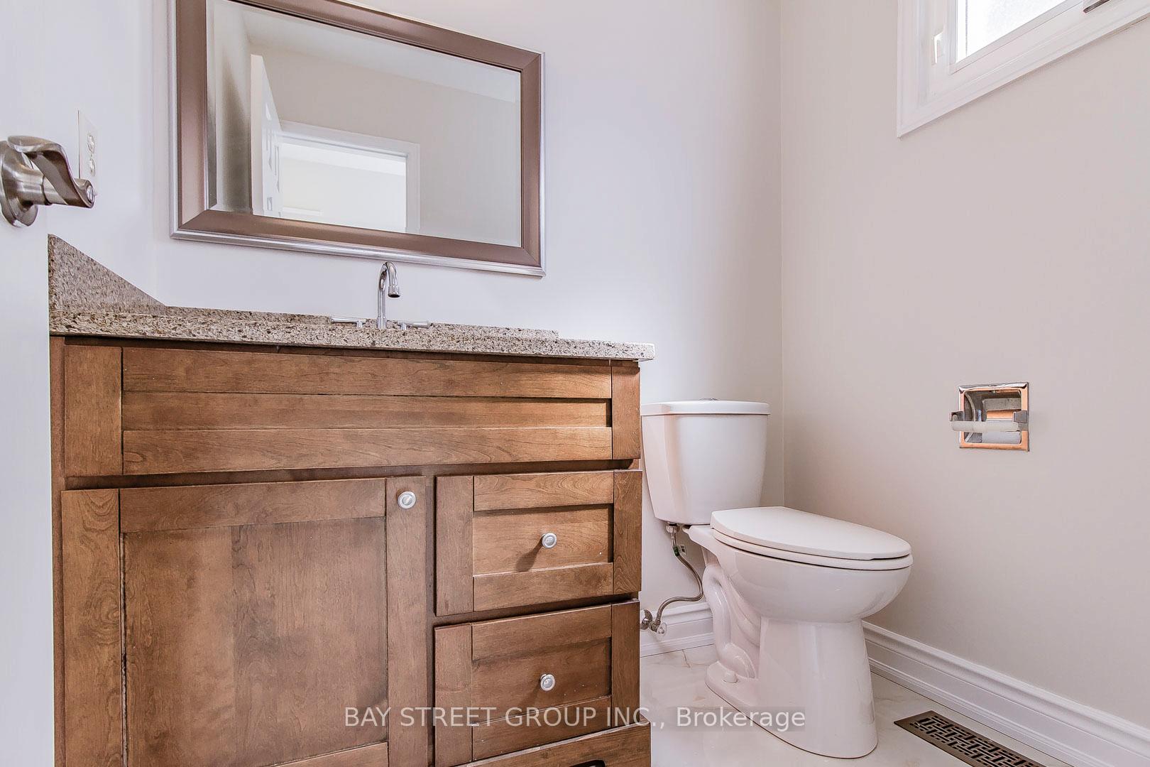 Photo 15 of 300 Fincham Avenue, Markham, Markham Village — HOMEH