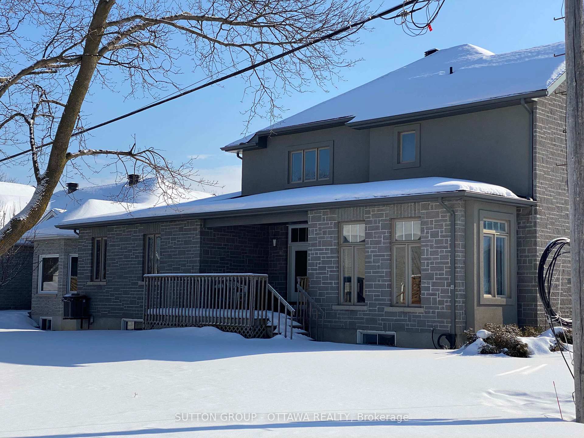 Photo 5 of 40 St. Helen's Place, Ottawa, Meadowlands/St. Claire Gardens — HOMEH