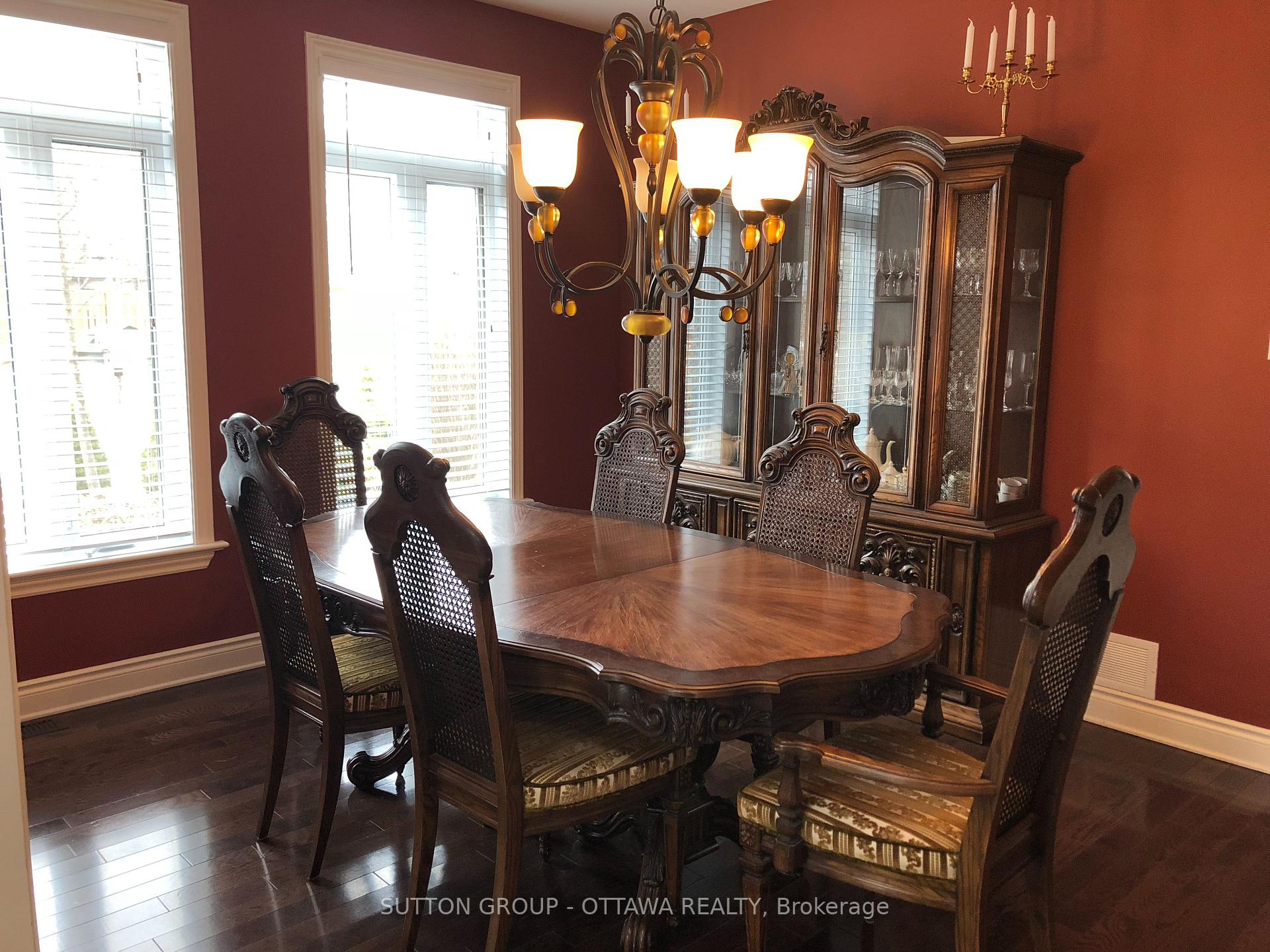 Photo 20 of 40 St. Helen's Place, Ottawa, Meadowlands/St. Claire Gardens — HOMEH