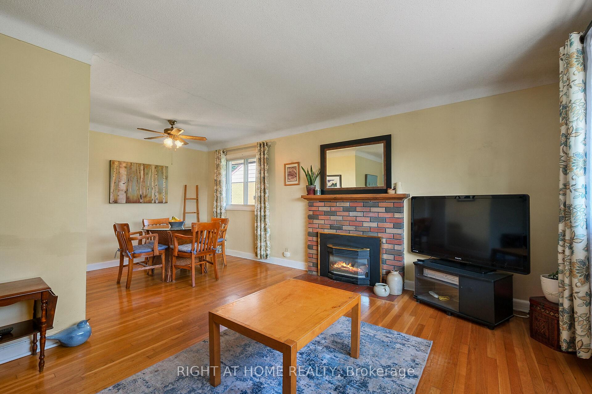 Photo 14 of 205 Withrow Avenue, Ottawa, Meadowlands/St. Claire Gardens — HOMEH