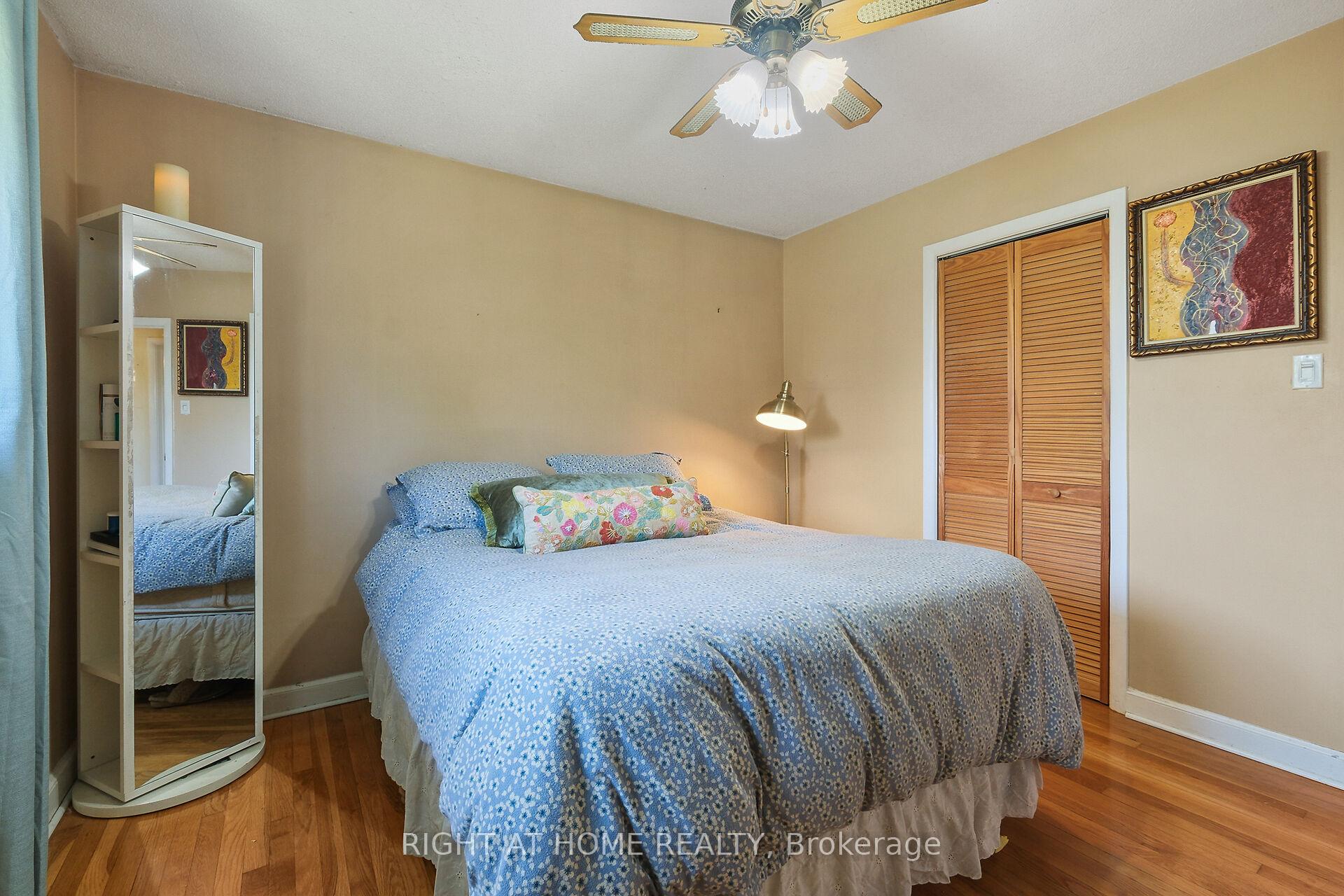 Photo 30 of 205 Withrow Avenue, Ottawa, Meadowlands/St. Claire Gardens — HOMEH