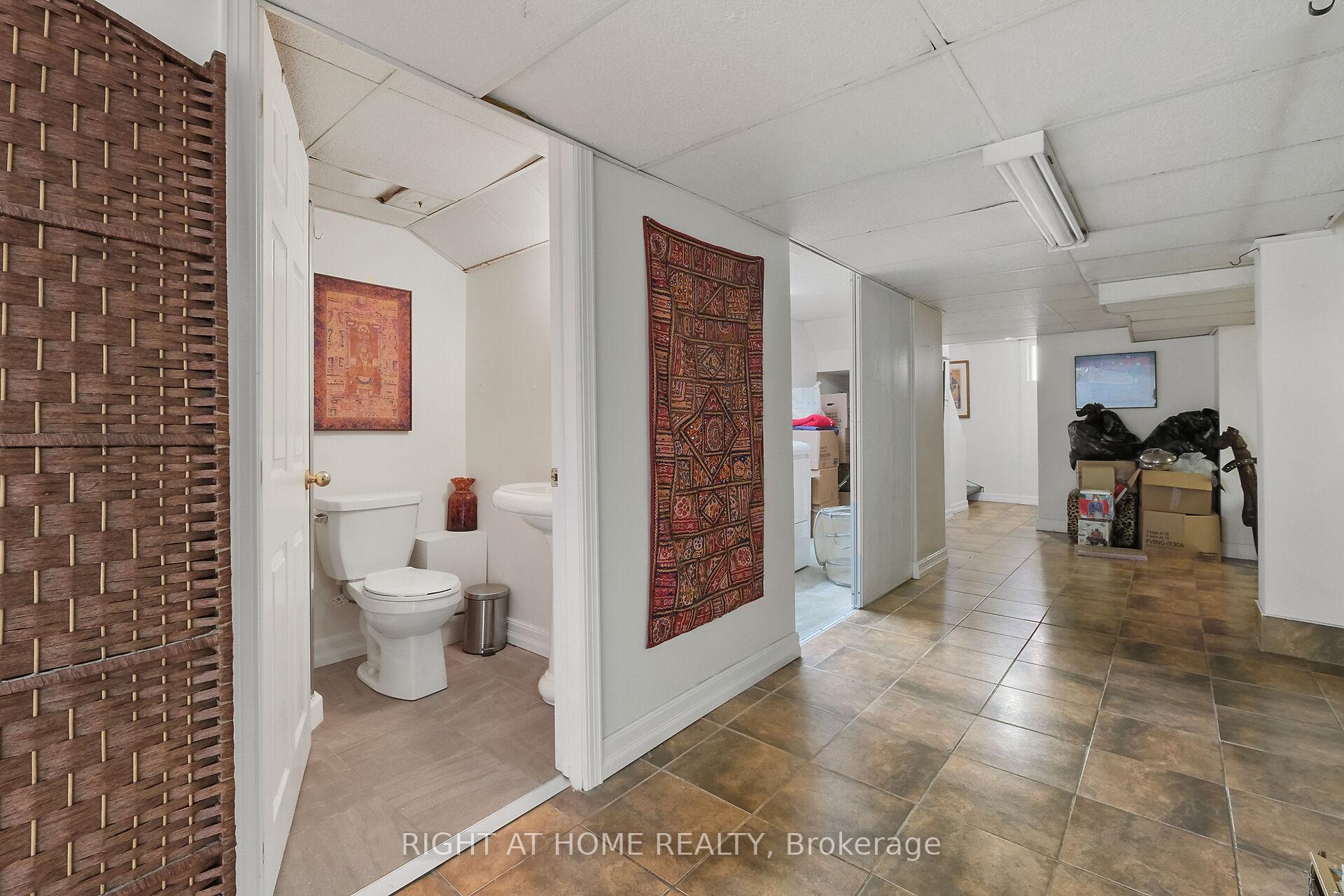 Photo 40 of 205 Withrow Avenue, Ottawa, Meadowlands/St. Claire Gardens — HOMEH