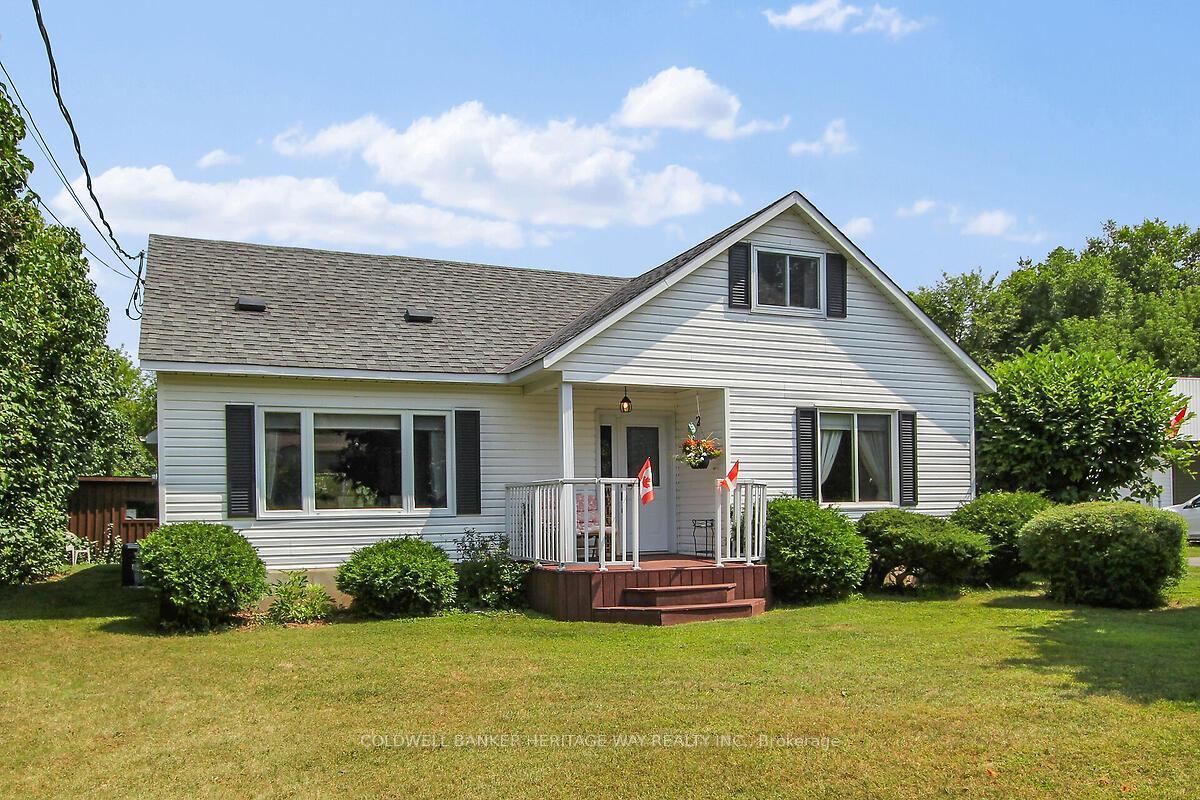Photo 1 of 738 River Road N, McNab/Braeside, Mcnab/Braeside Twps — HOMEH