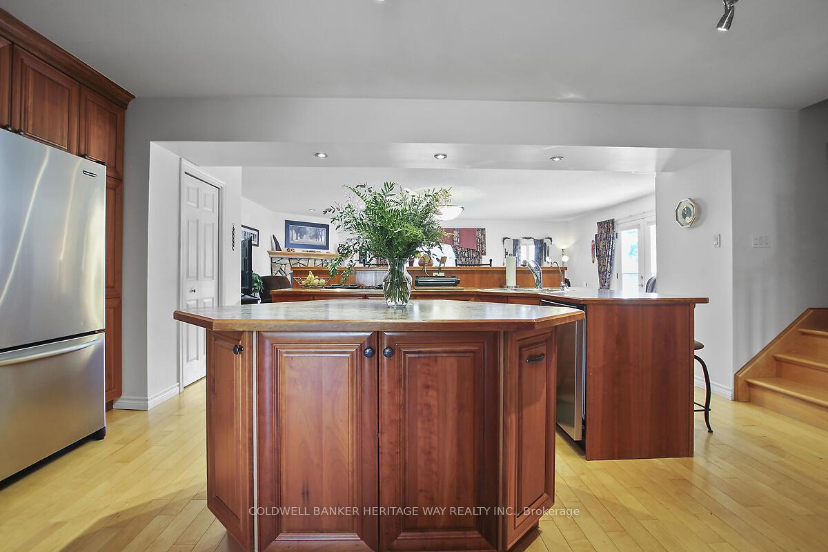 Photo 8 of 738 River Road N, McNab/Braeside, Mcnab/Braeside Twps — HOMEH