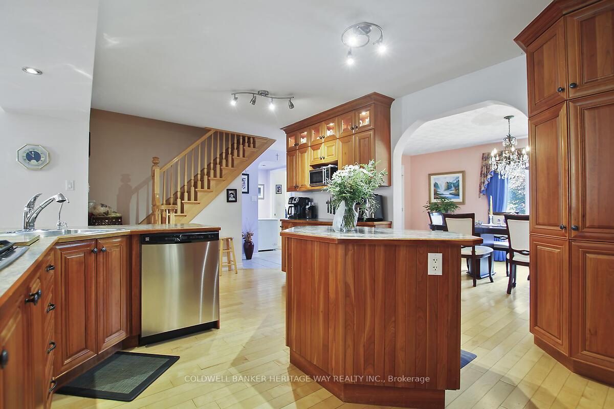 Photo 10 of 738 River Road N, McNab/Braeside, Mcnab/Braeside Twps — HOMEH