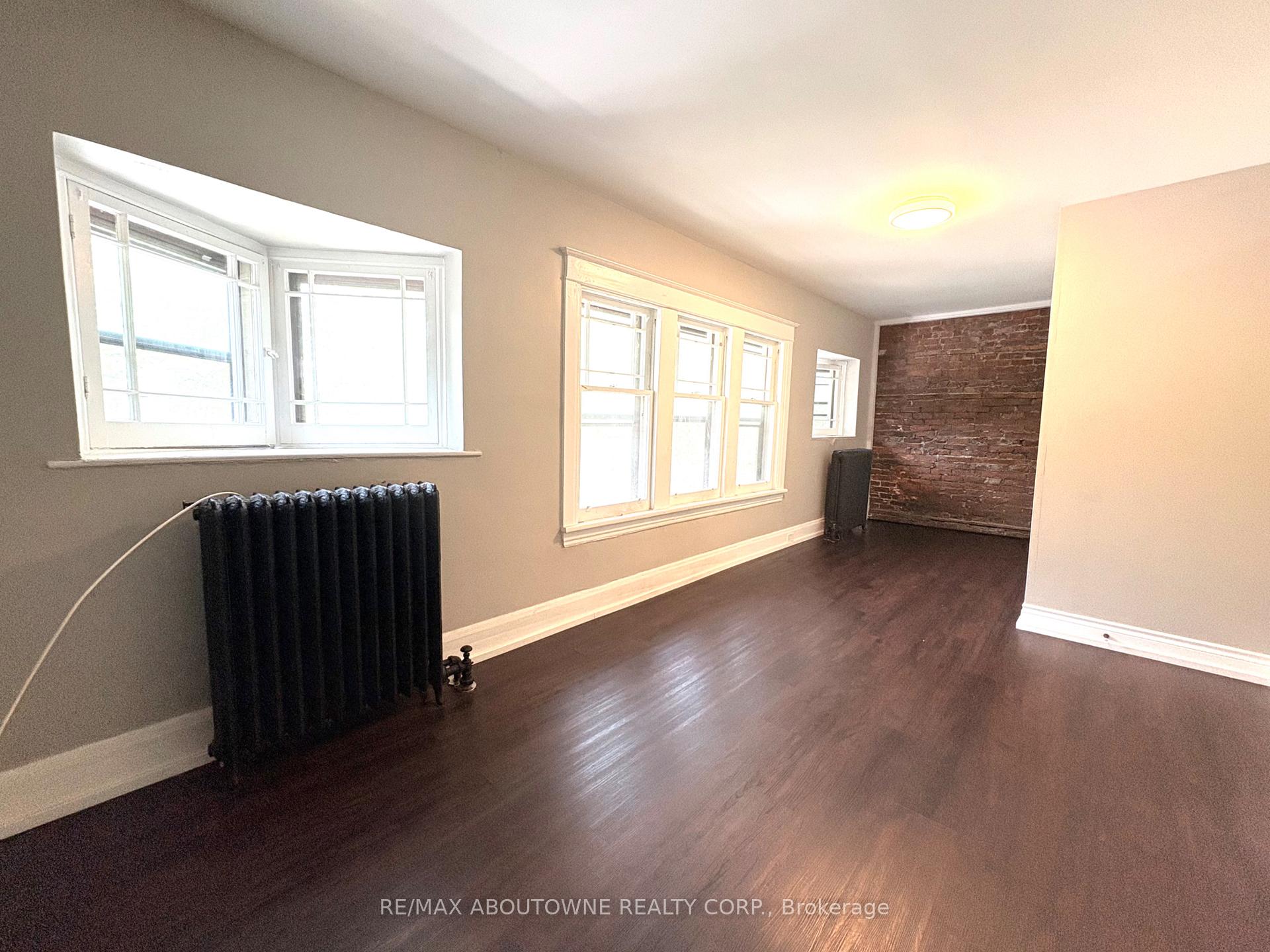 Photo 7 of Unit Unit 2, 19 Proctor Boulevard, Hamilton, Gibson — HOMEH
