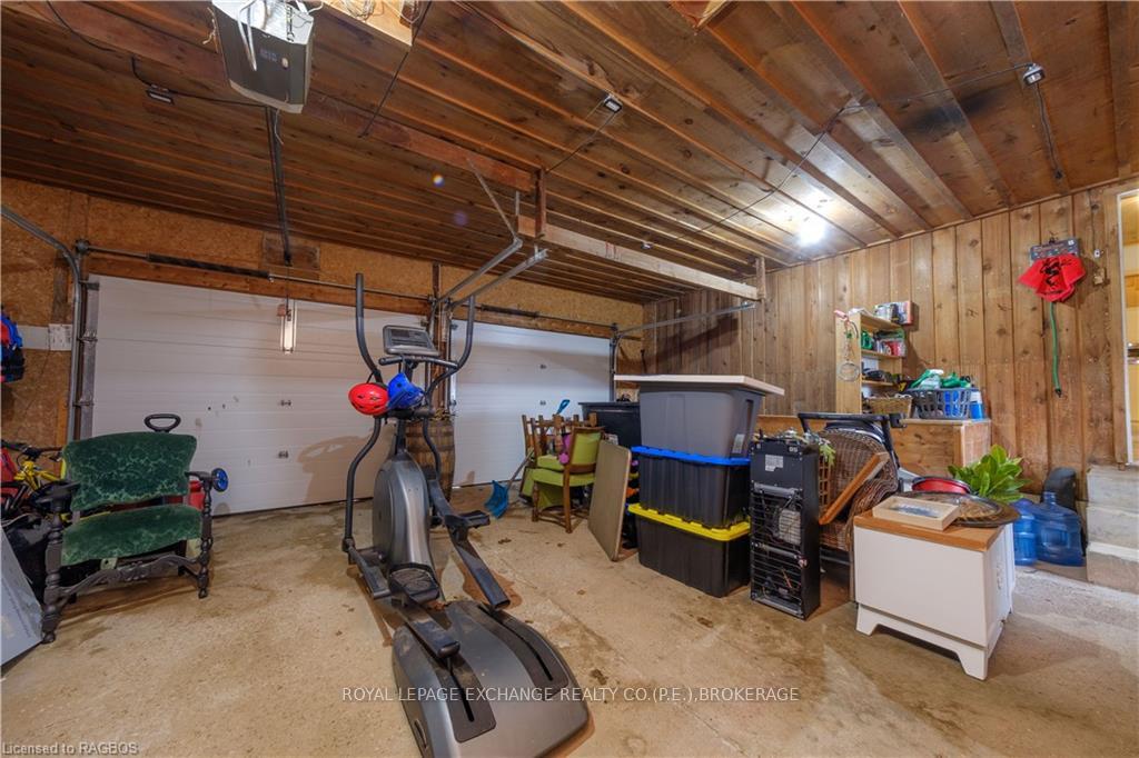 Photo 17 of 45125 Lakelet Road, Howick — HOMEH