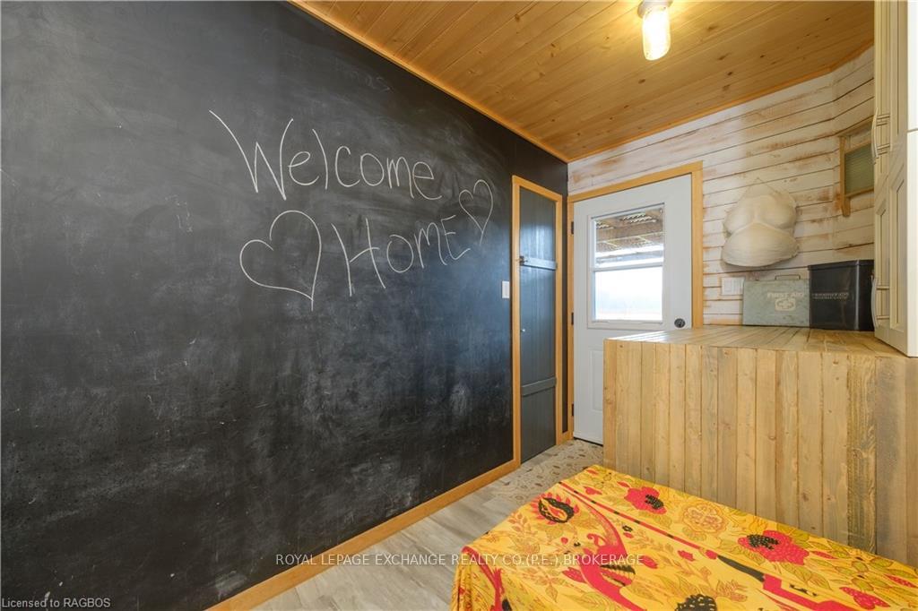 Photo 18 of 45125 Lakelet Road, Howick — HOMEH