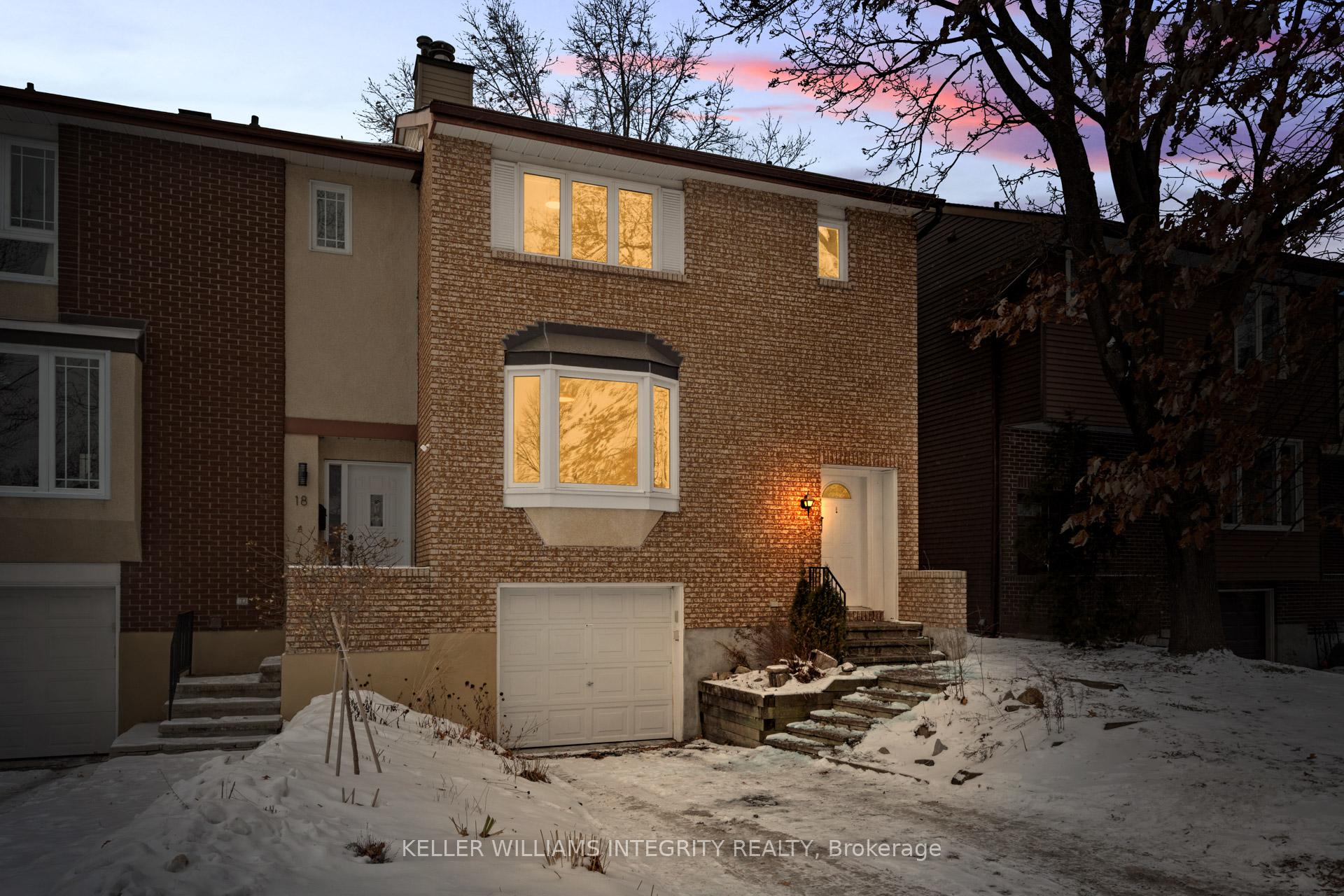 Photo 1 of 20 Gillespie Crescent, Ottawa, Hunt Club Woods — HOMEH