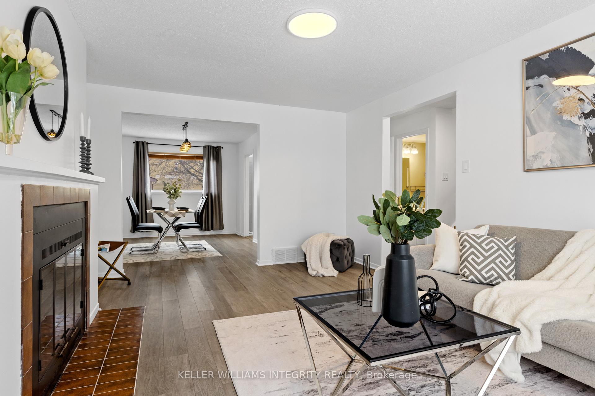 Photo 3 of 20 Gillespie Crescent, Ottawa, Hunt Club Woods — HOMEH