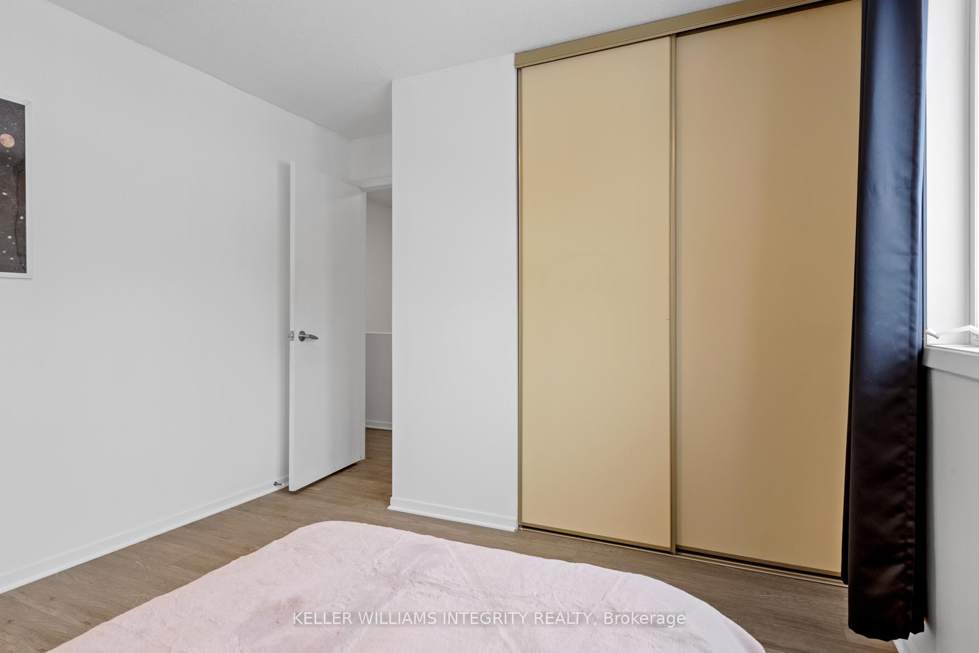 Photo 25 of 20 Gillespie Crescent, Ottawa, Hunt Club Woods — HOMEH