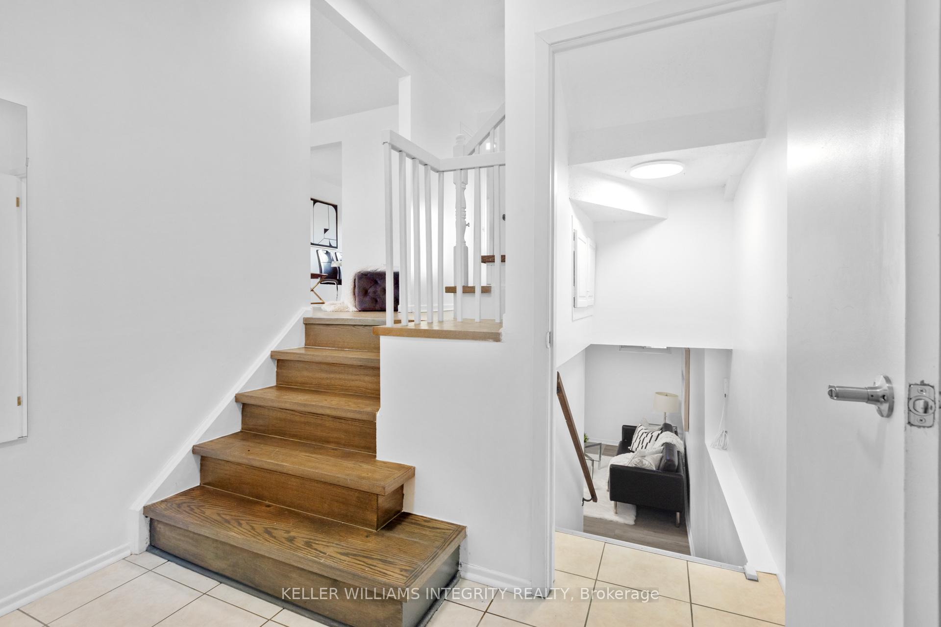 Photo 33 of 20 Gillespie Crescent, Ottawa, Hunt Club Woods — HOMEH