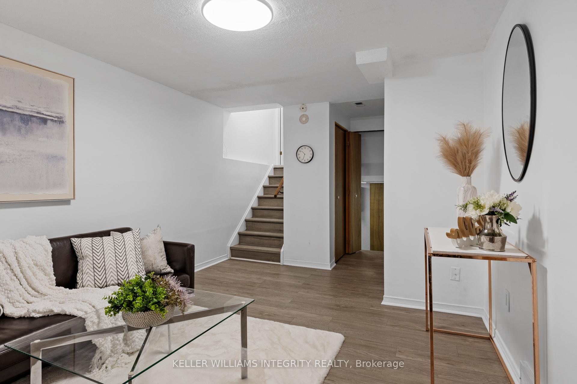 Photo 37 of 20 Gillespie Crescent, Ottawa, Hunt Club Woods — HOMEH