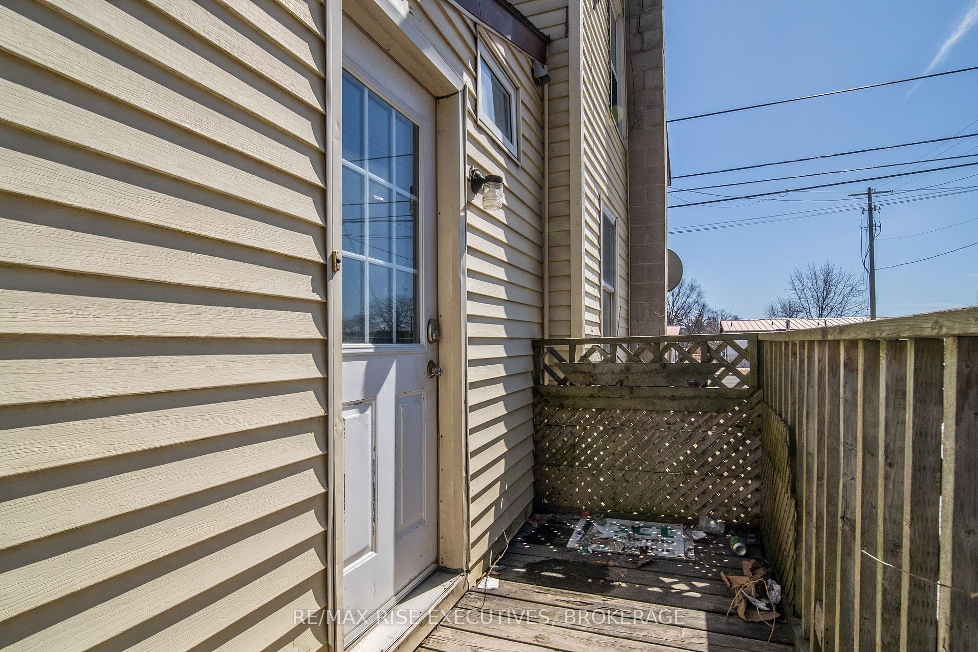 Photo 4 of 789 King Street W, Kingston, Central City West — HOMEH