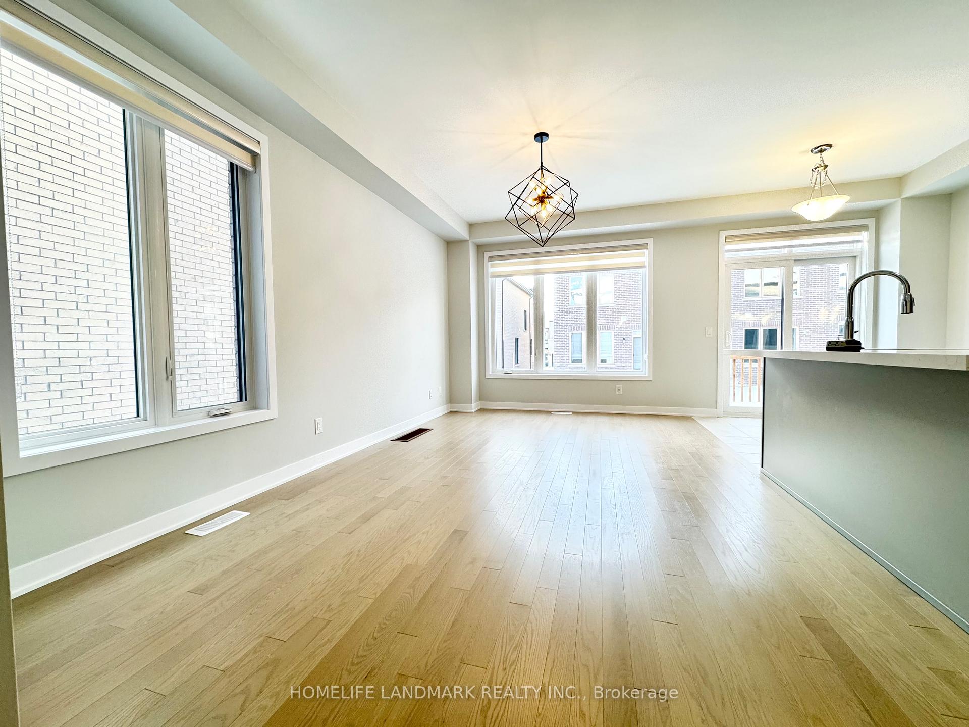 Photo 3 of 12 Harvey Bunker Crescent, Markham, Angus Glen — HOMEH