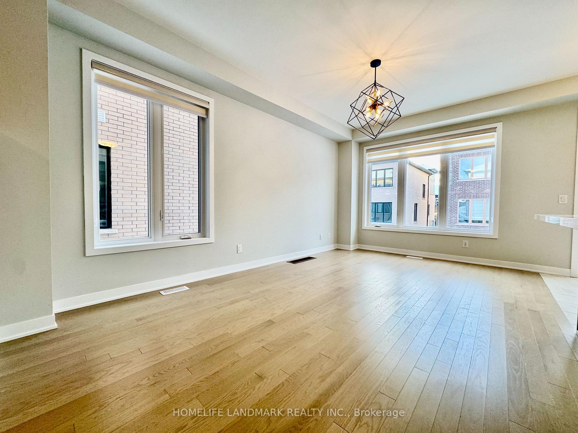 Photo 4 of 12 Harvey Bunker Crescent, Markham, Angus Glen — HOMEH