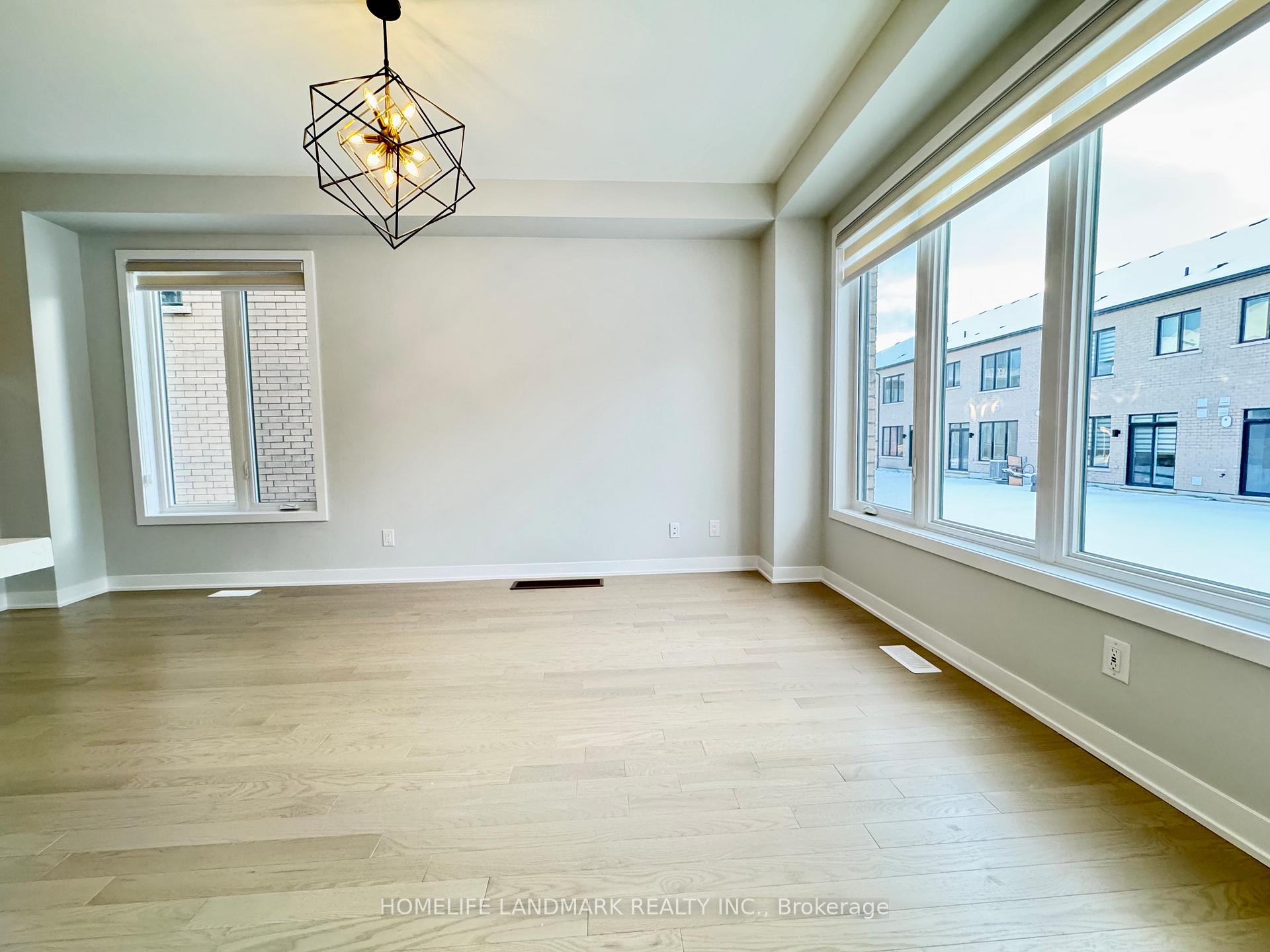 Photo 6 of 12 Harvey Bunker Crescent, Markham, Angus Glen — HOMEH