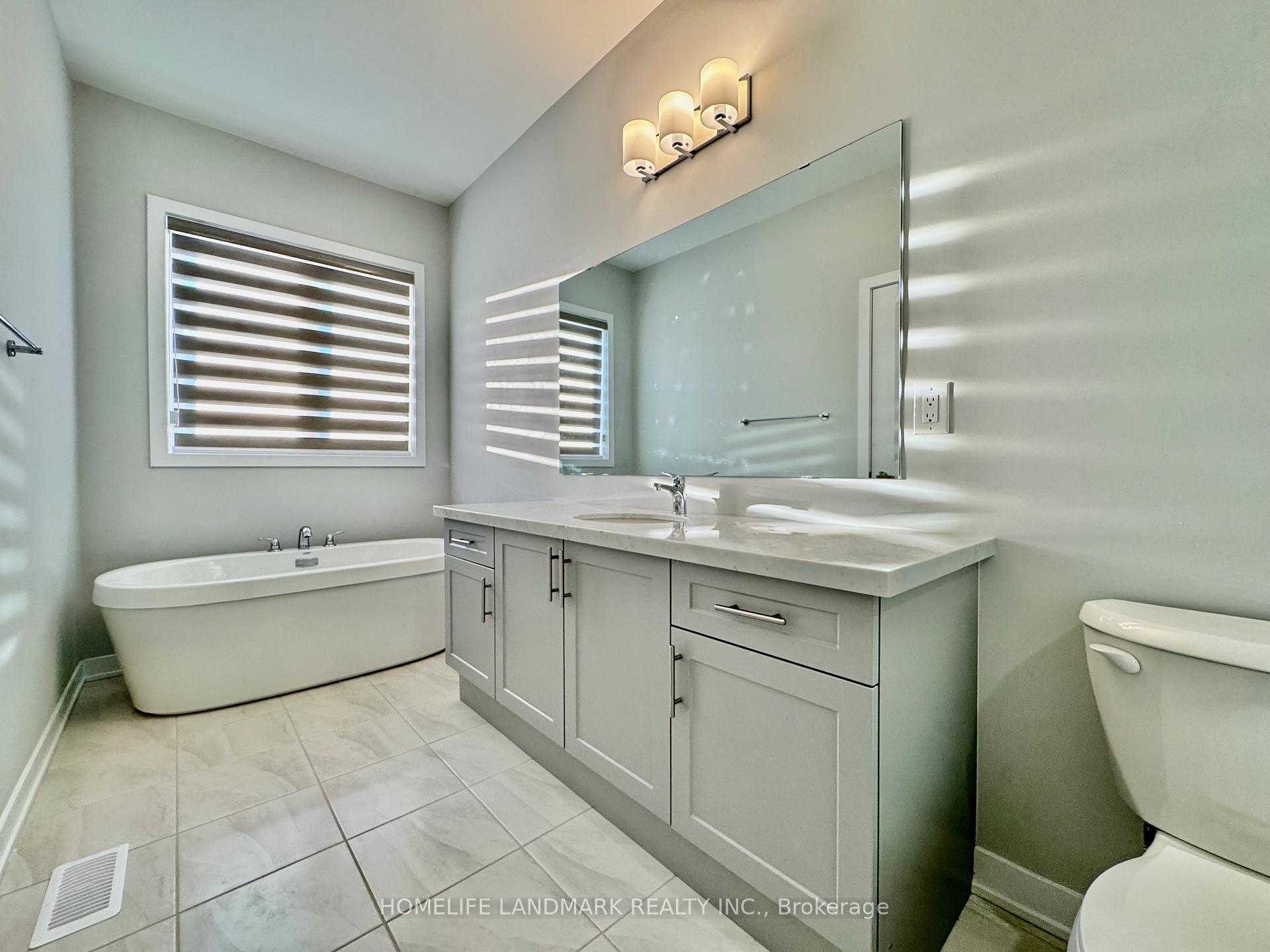 Photo 23 of 12 Harvey Bunker Crescent, Markham, Angus Glen — HOMEH