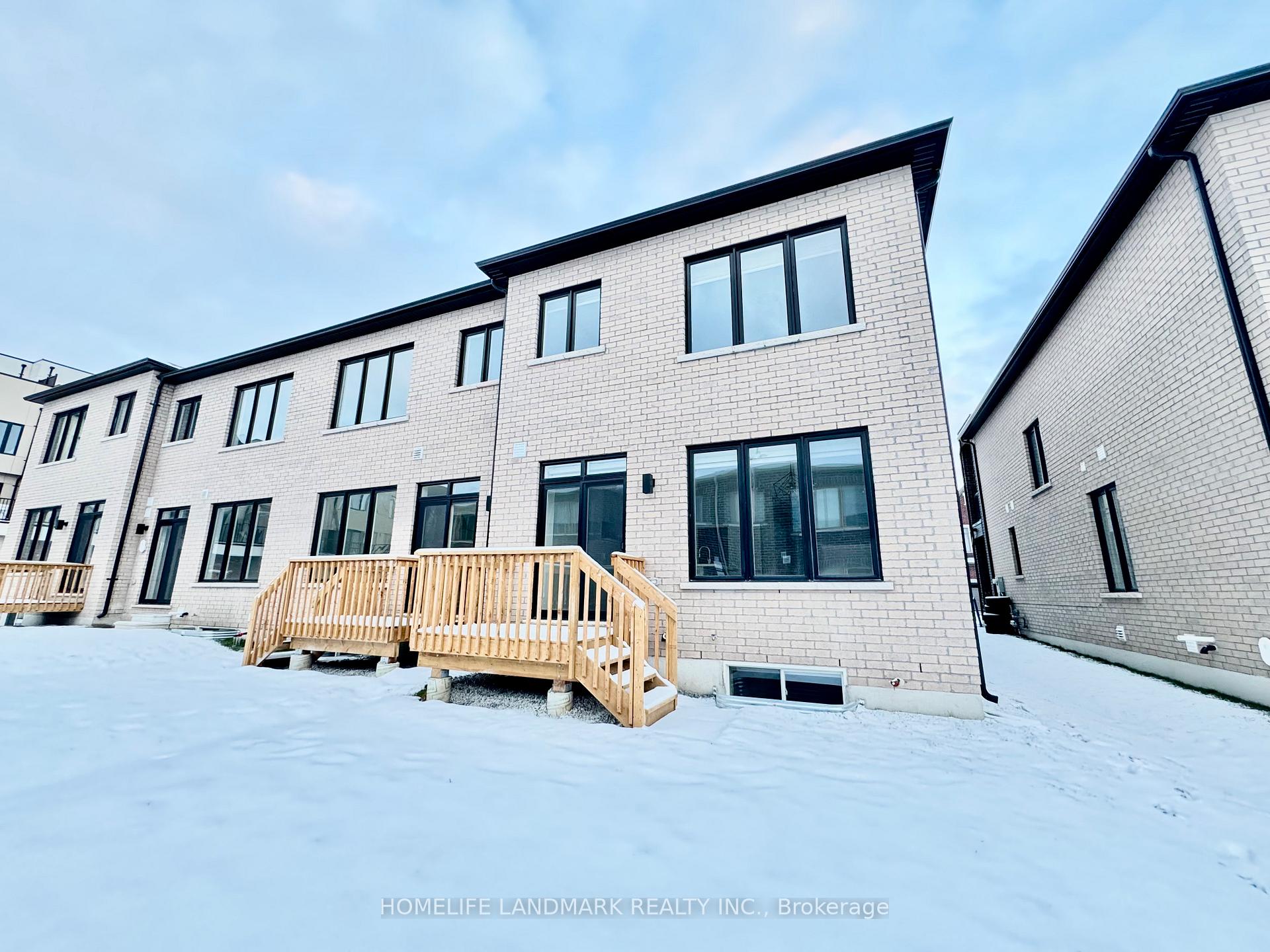 Photo 35 of 12 Harvey Bunker Crescent, Markham, Angus Glen — HOMEH