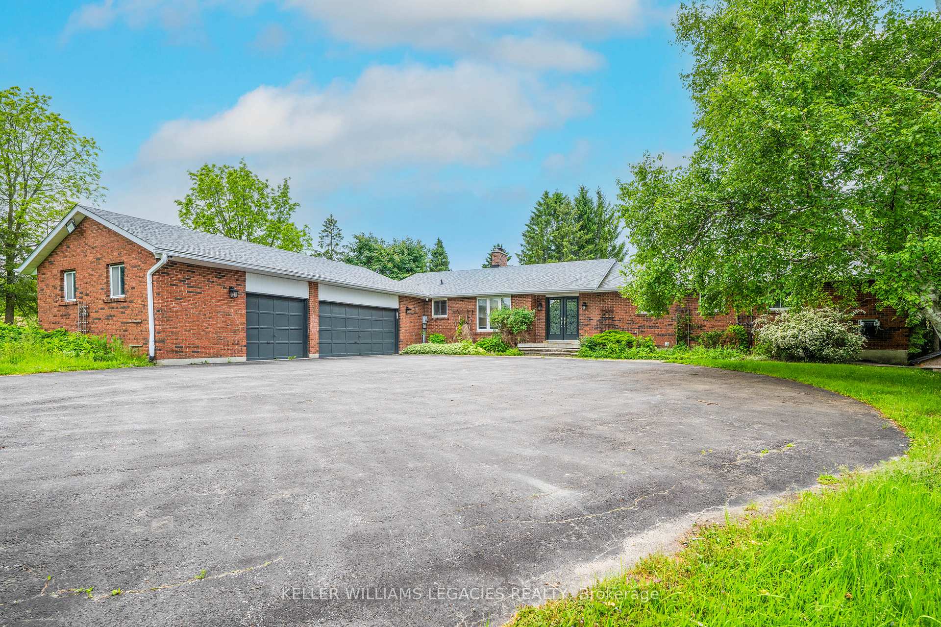 Photo 1 of 17190 Jane Street, King, Rural King — HOMEH