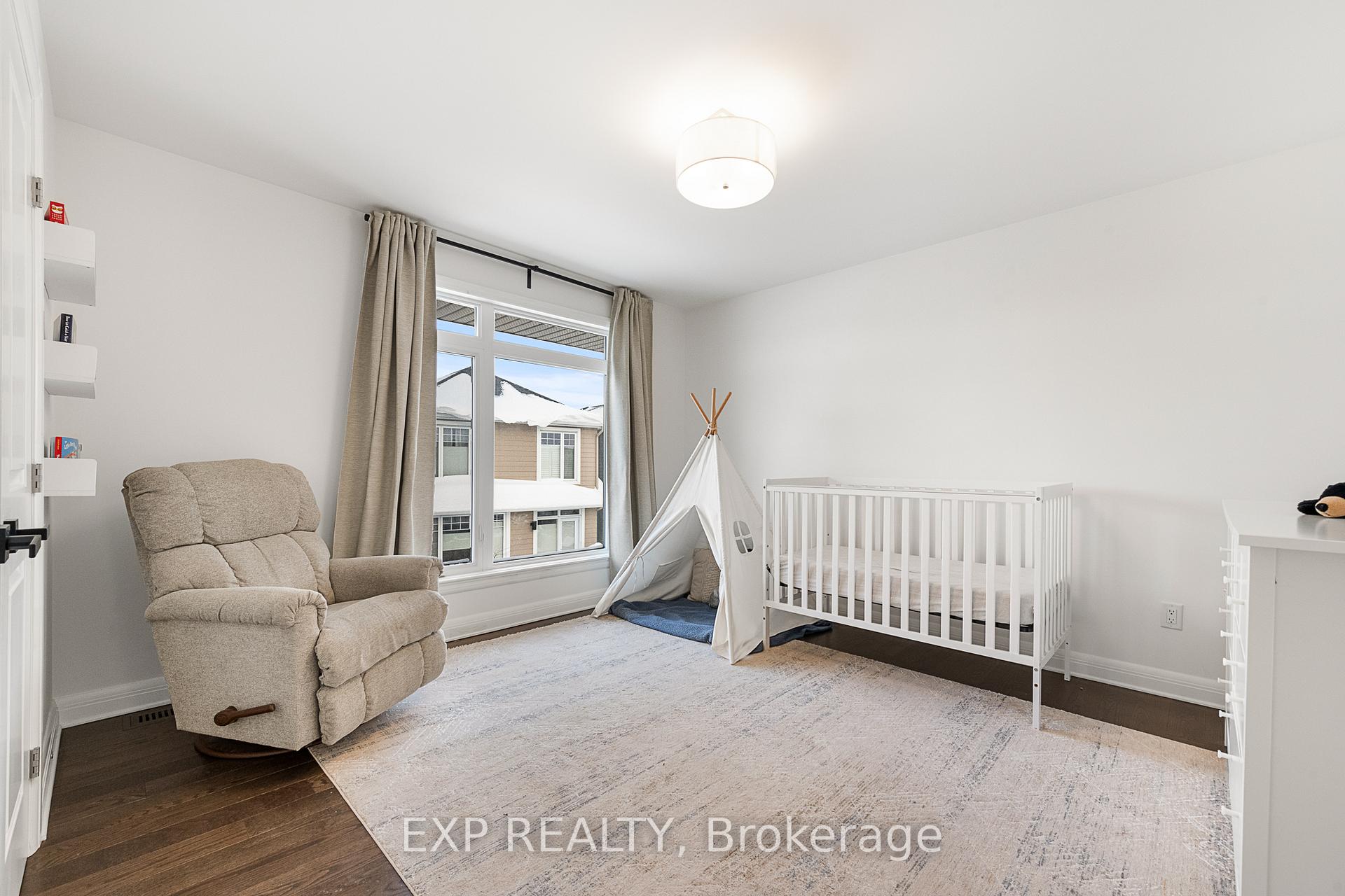Photo 18 of 204 Avro Circle, Ottawa, CFB Rockcliffe and Area — HOMEH