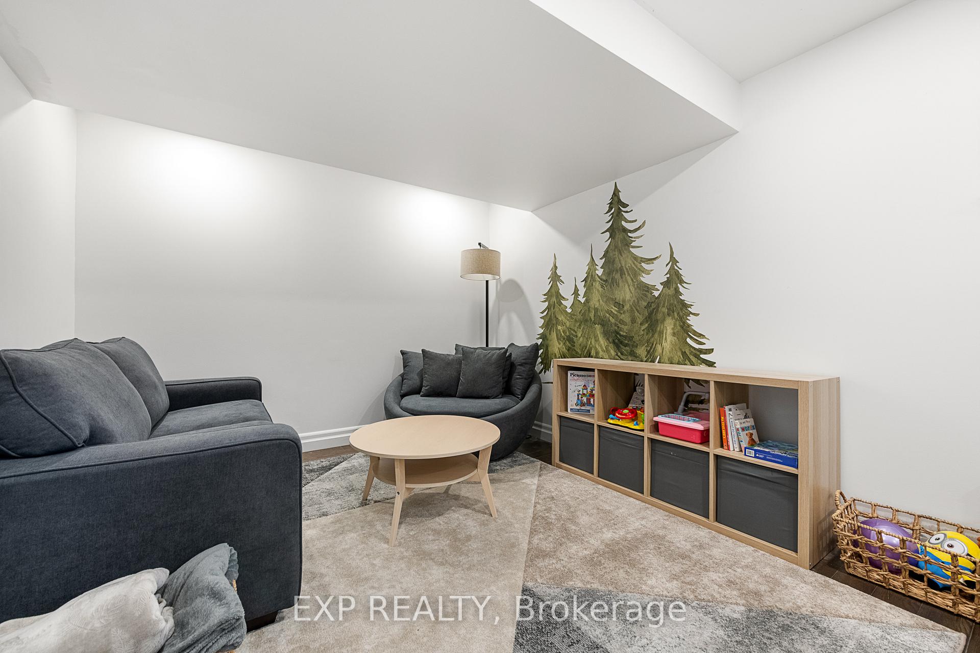 Photo 29 of 204 Avro Circle, Ottawa, CFB Rockcliffe and Area — HOMEH