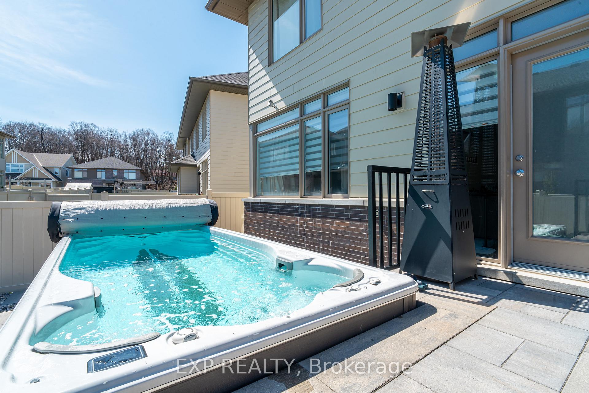 Photo 36 of 204 Avro Circle, Ottawa, CFB Rockcliffe and Area — HOMEH