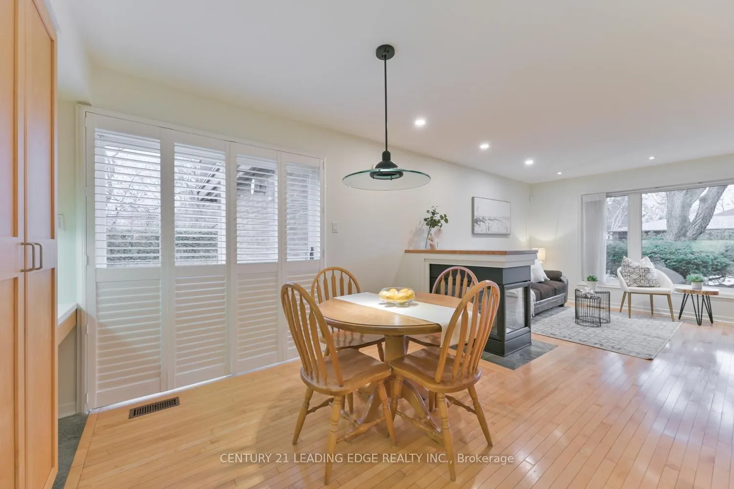 Photo 10 of 188 Krieghoff Avenue, Markham, Unionville — HOMEH