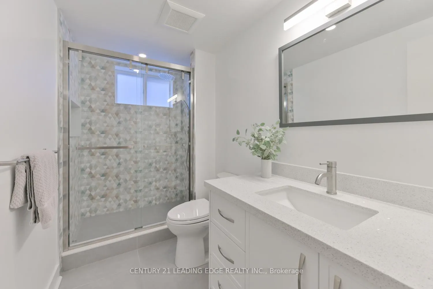 Photo 18 of 188 Krieghoff Avenue, Markham, Unionville — HOMEH