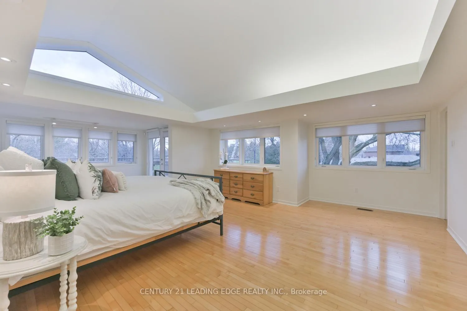 Photo 20 of 188 Krieghoff Avenue, Markham, Unionville — HOMEH