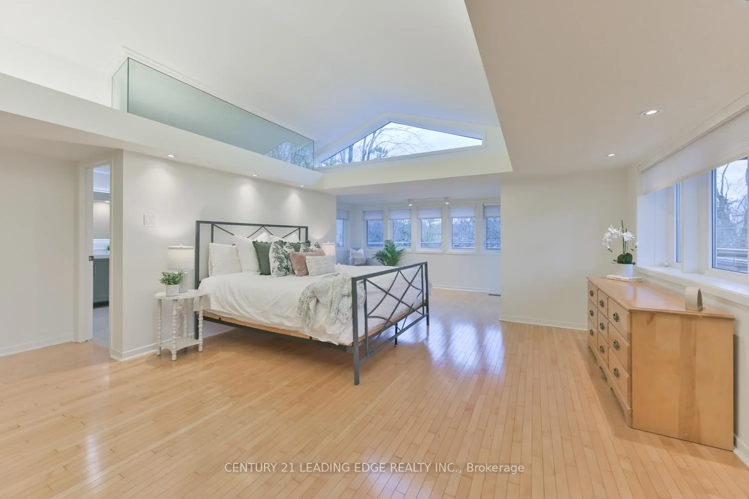 Photo 21 of 188 Krieghoff Avenue, Markham, Unionville — HOMEH