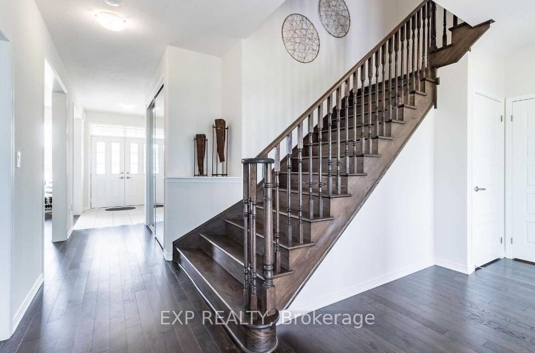 Photo 5 of 132 Mcwatters Street, Hamilton, Binbrook — HOMEH