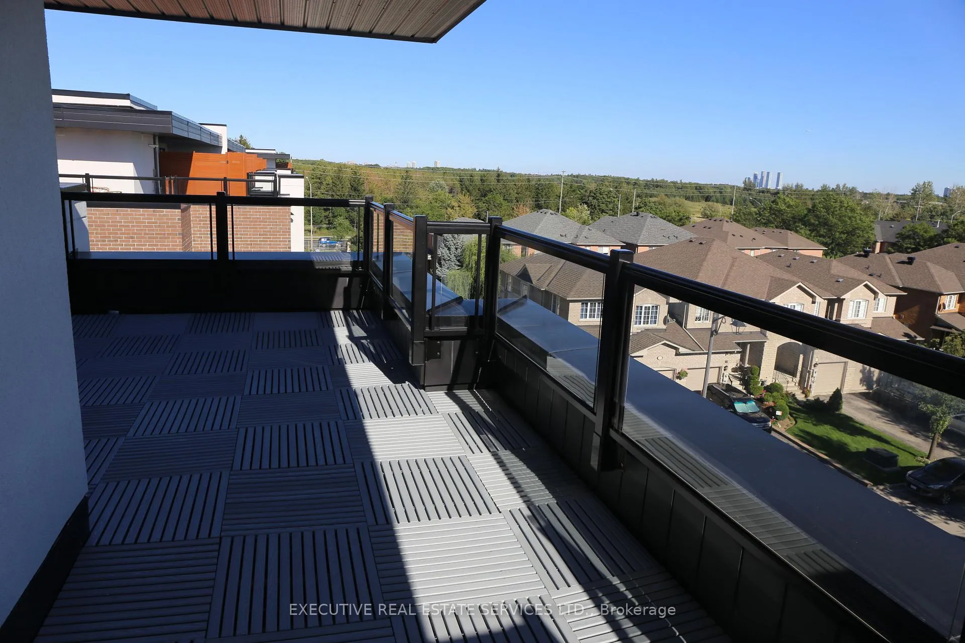 Photo 5 of Unit U-231, 9580 Islington Avenue, Vaughan, Sonoma Heights — HOMEH