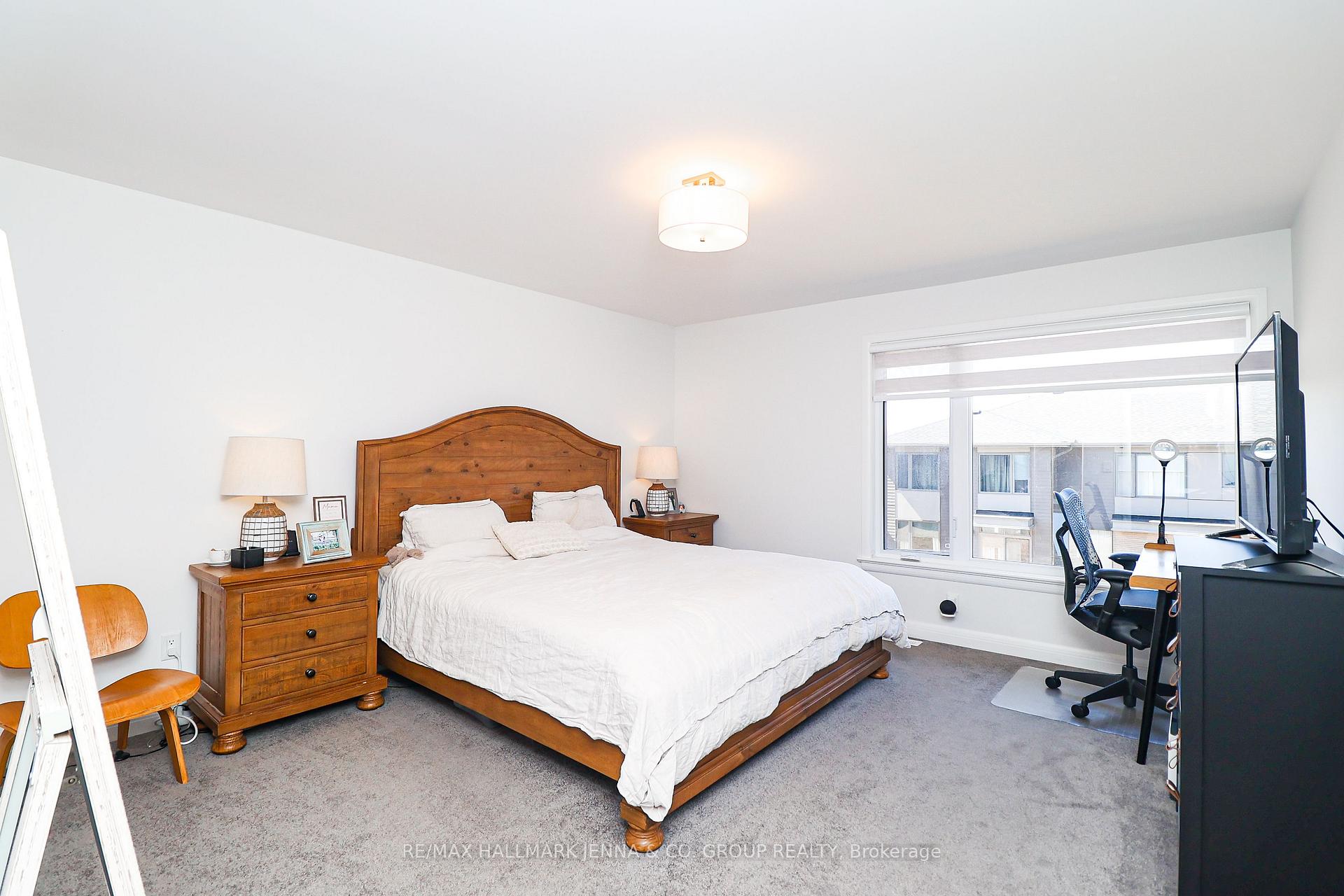 Photo 15 of 511 Pimiwidon Street, Ottawa, CFB Rockcliffe and Area — HOMEH