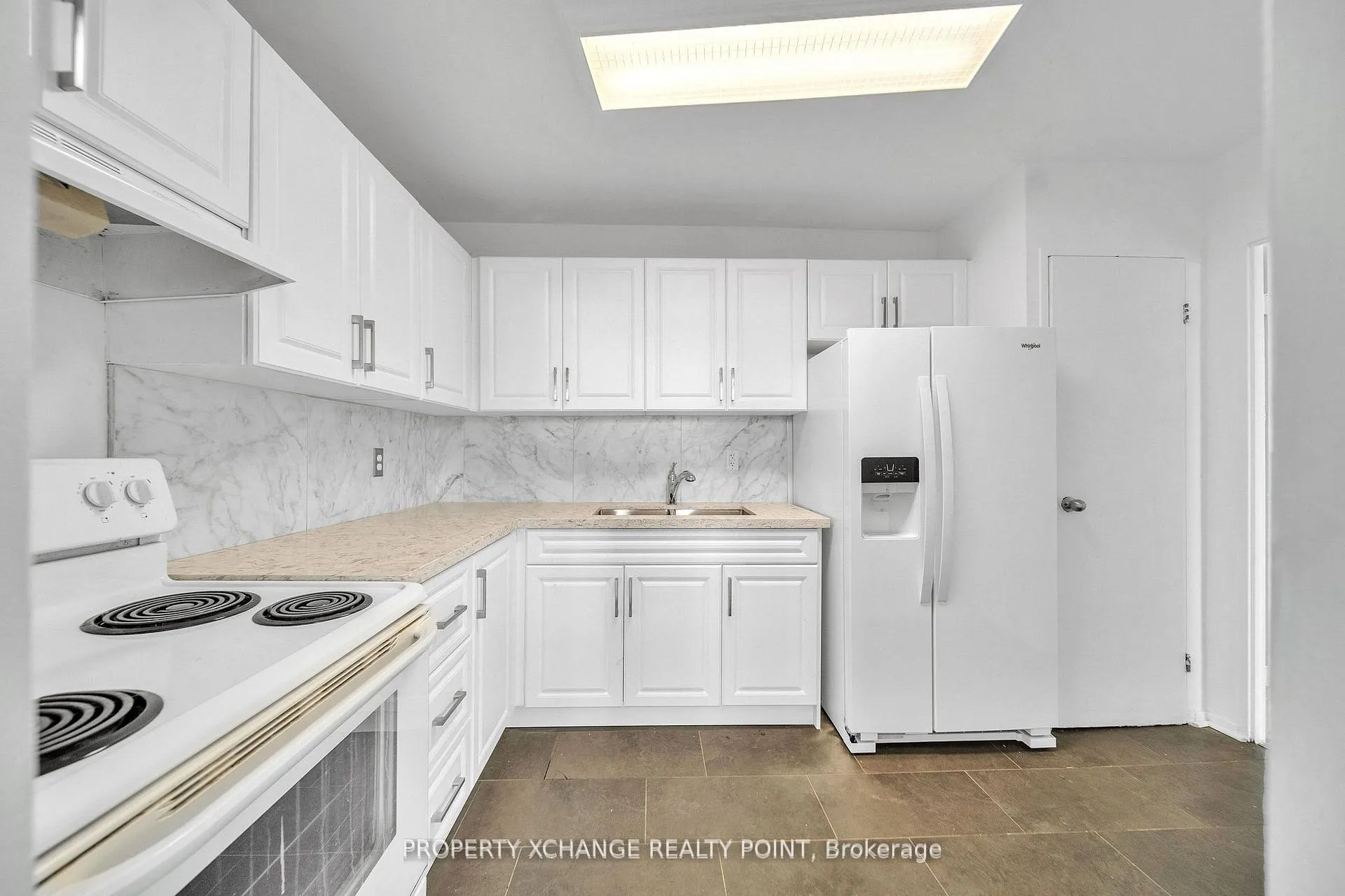 Photo 17 of Unit 1004, 15 Vicora Link Way, Toronto, Flemingdon Park — HOMEH