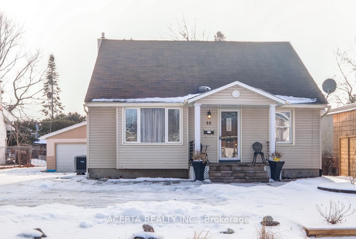 Front of 88 Meadowlands Drive W