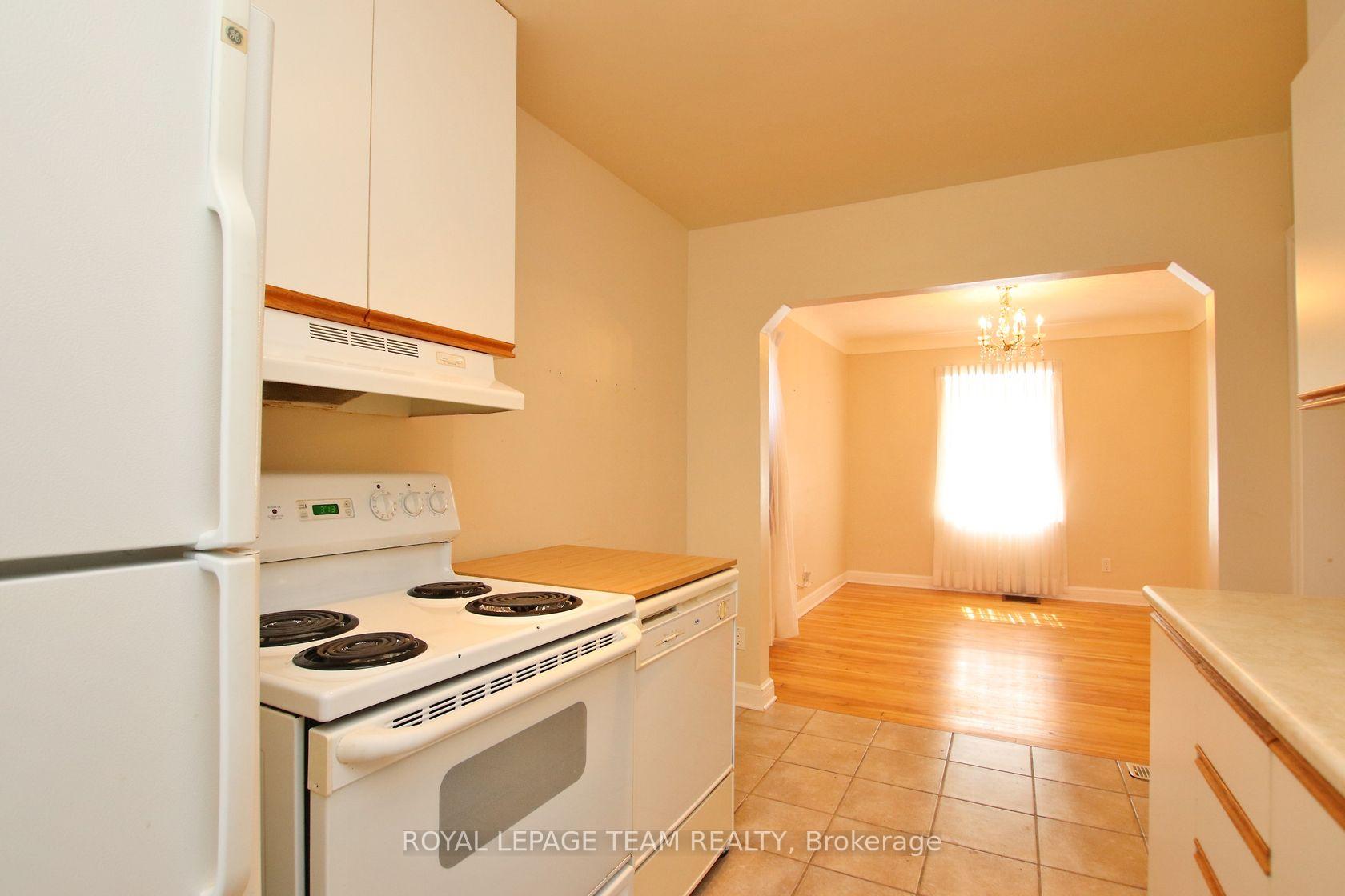 Photo 30 of 115 Rita Avenue, Ottawa, Meadowlands/St. Claire Gardens — HOMEH