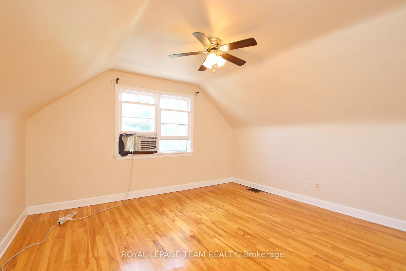 Photo 34 of 115 Rita Avenue, Ottawa, Meadowlands/St. Claire Gardens — HOMEH