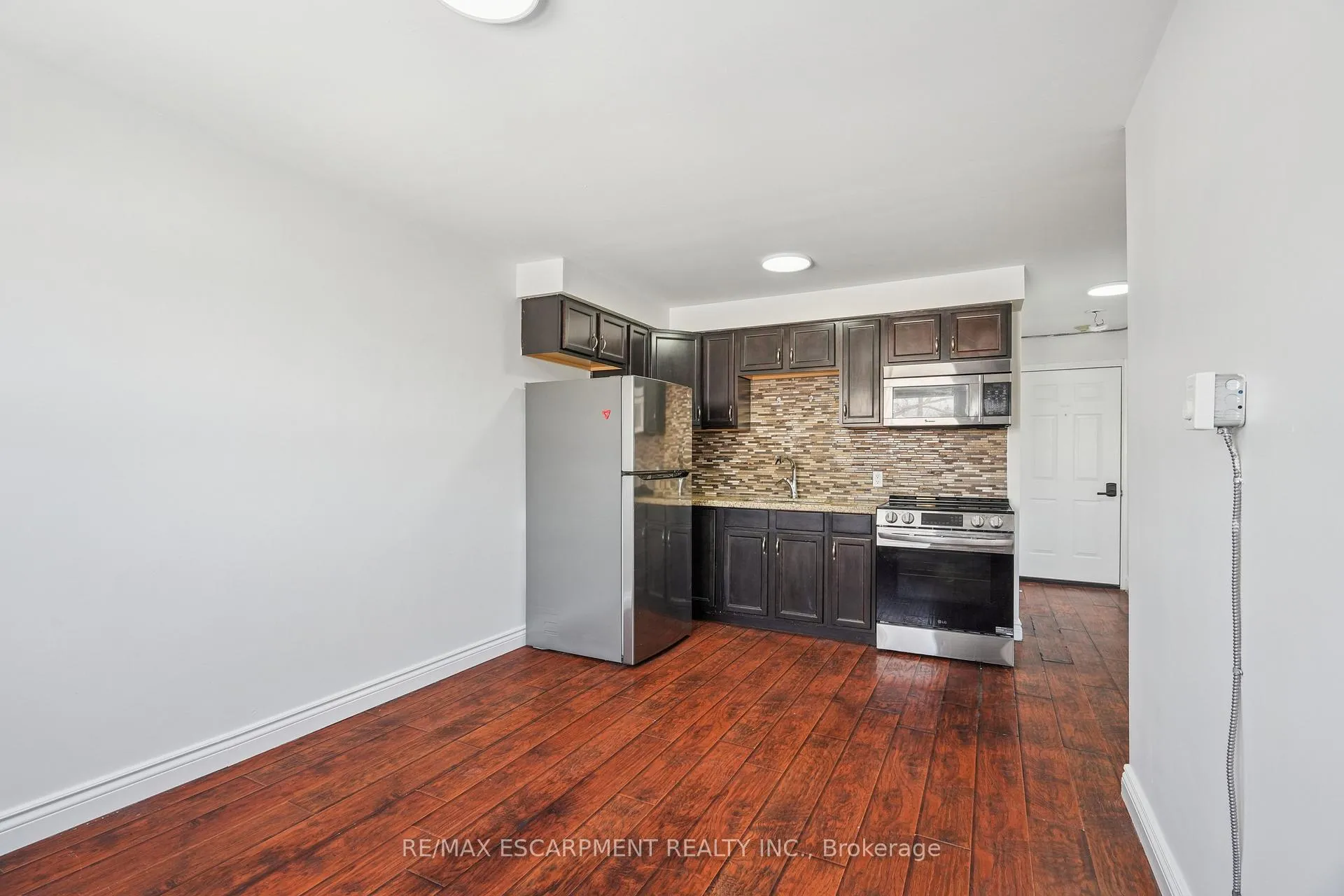 Photo 18 of Unit #4, 1 Elgin Street N, Halton Hills, Acton — HOMEH